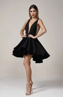 Vestito Donna Bretelle Scollo V Profondo Gonna Svasata Balze Elegante