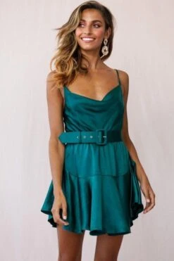 Vestito Donna Bretelle Scollo Cuore Cintura Balza -Vendite Linda || VICTOR WhatsAppImage2021 06 22at21.25.07 1