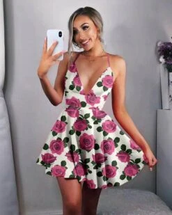 Vestito Donna Scollo V Profondo Bretelle Gonna Svasata Fantasia Rose Elegante Sensuale -Vendite Linda || VICTOR WhatsAppImage2022 06 07at11.46.33