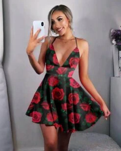 Vestito Donna Scollo V Profondo Bretelle Gonna Svasata Fantasia Rose Elegante Sensuale -Vendite Linda || VICTOR WhatsAppImage2022 06 07at11.46.33 3