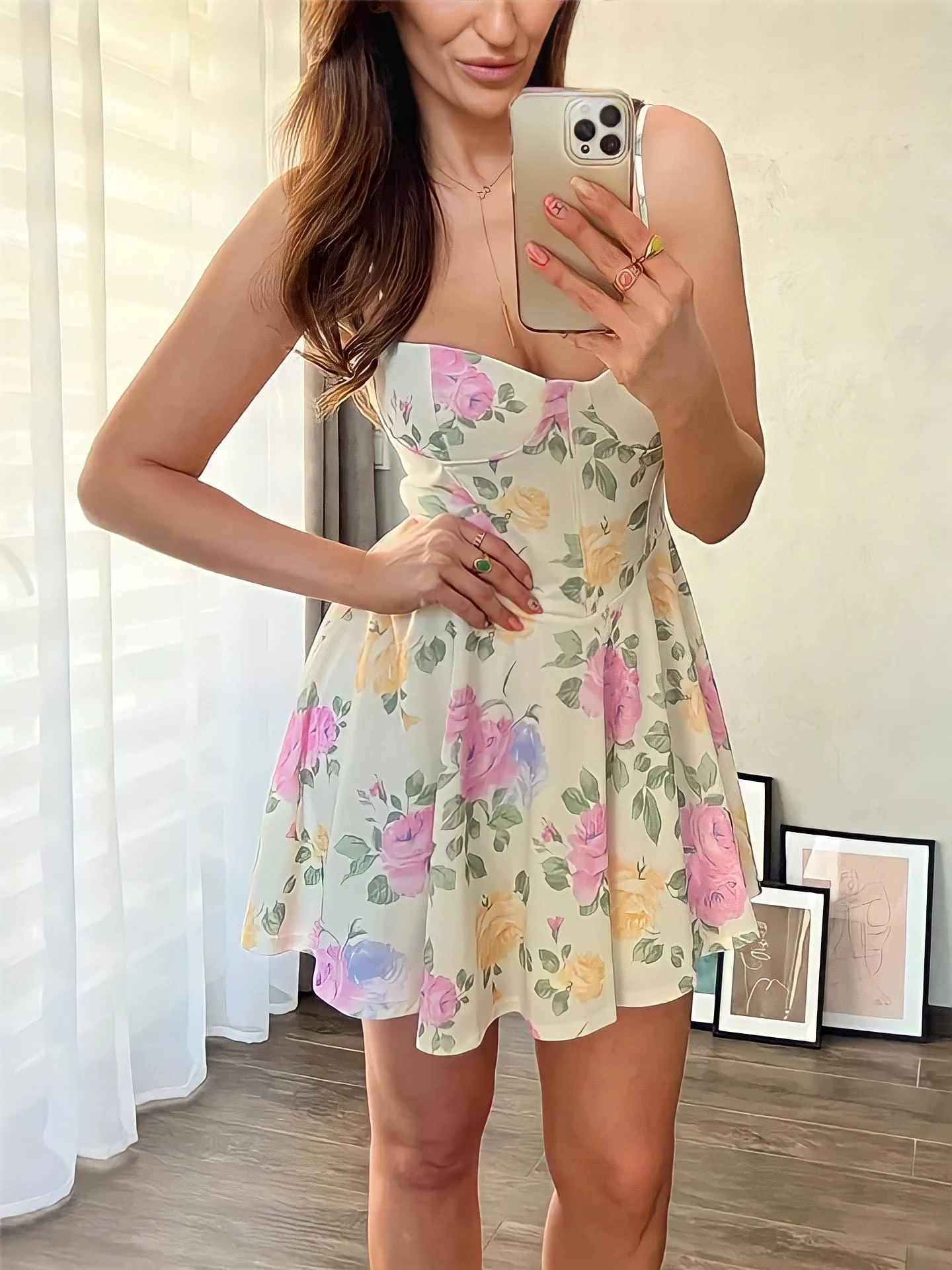 VICTOR Vestito Donna Scollo Cuore Bretelle Gonna Svasata Fantasia Fiori Sensuale Elegante 1 VICTOR Vestito Donna Scollo Cuore Bretelle Gonna Svasata Fantasia Fiori Sensuale Elegante