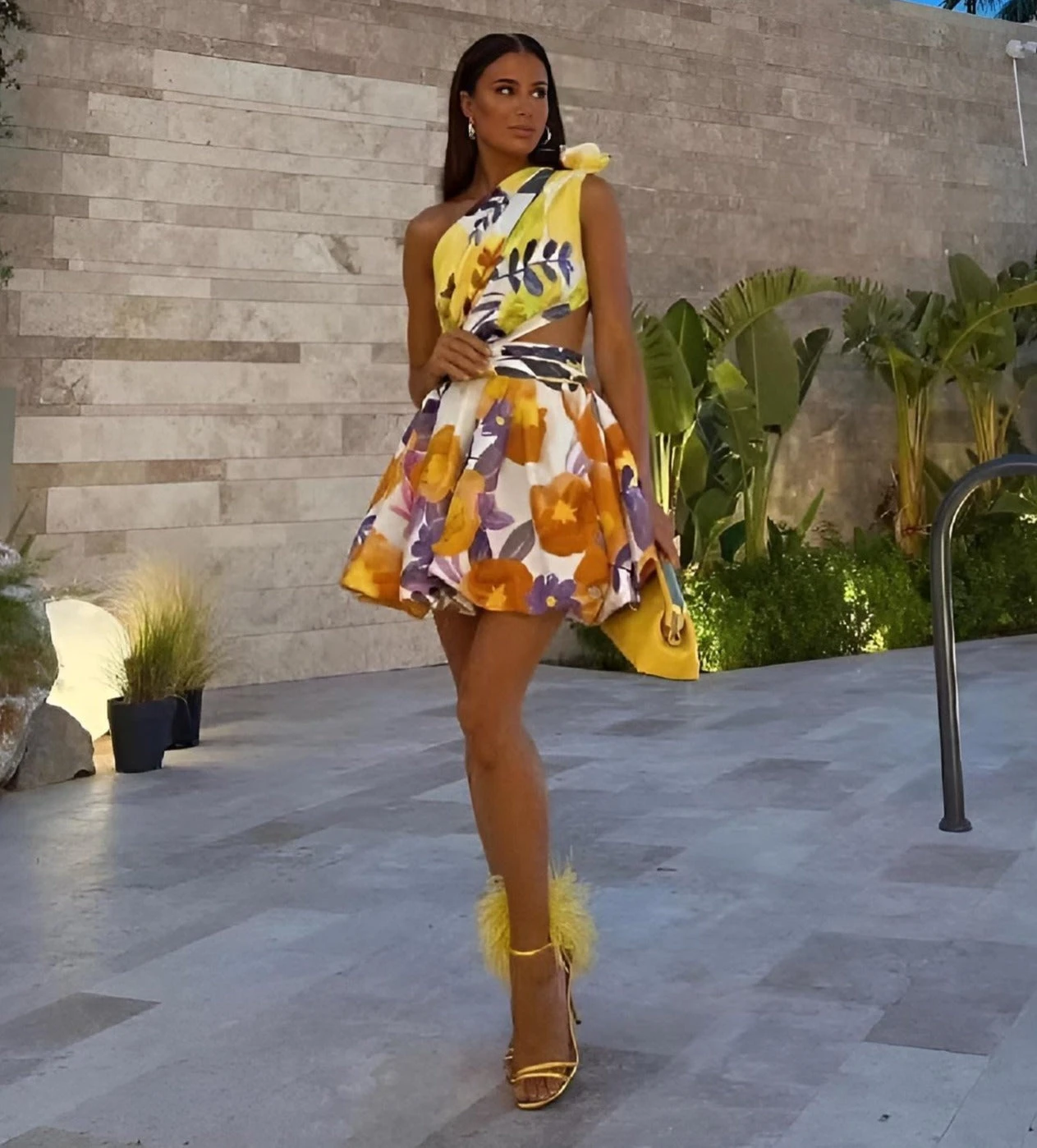 VICTOR Vestito Donna Mono Spalla Cut Out Schiena Scoperta Gonna Campana Sensuale Elegante 1 VICTOR Vestito Donna Mono Spalla Cut Out Schiena Scoperta Gonna Campana Sensuale Elegante