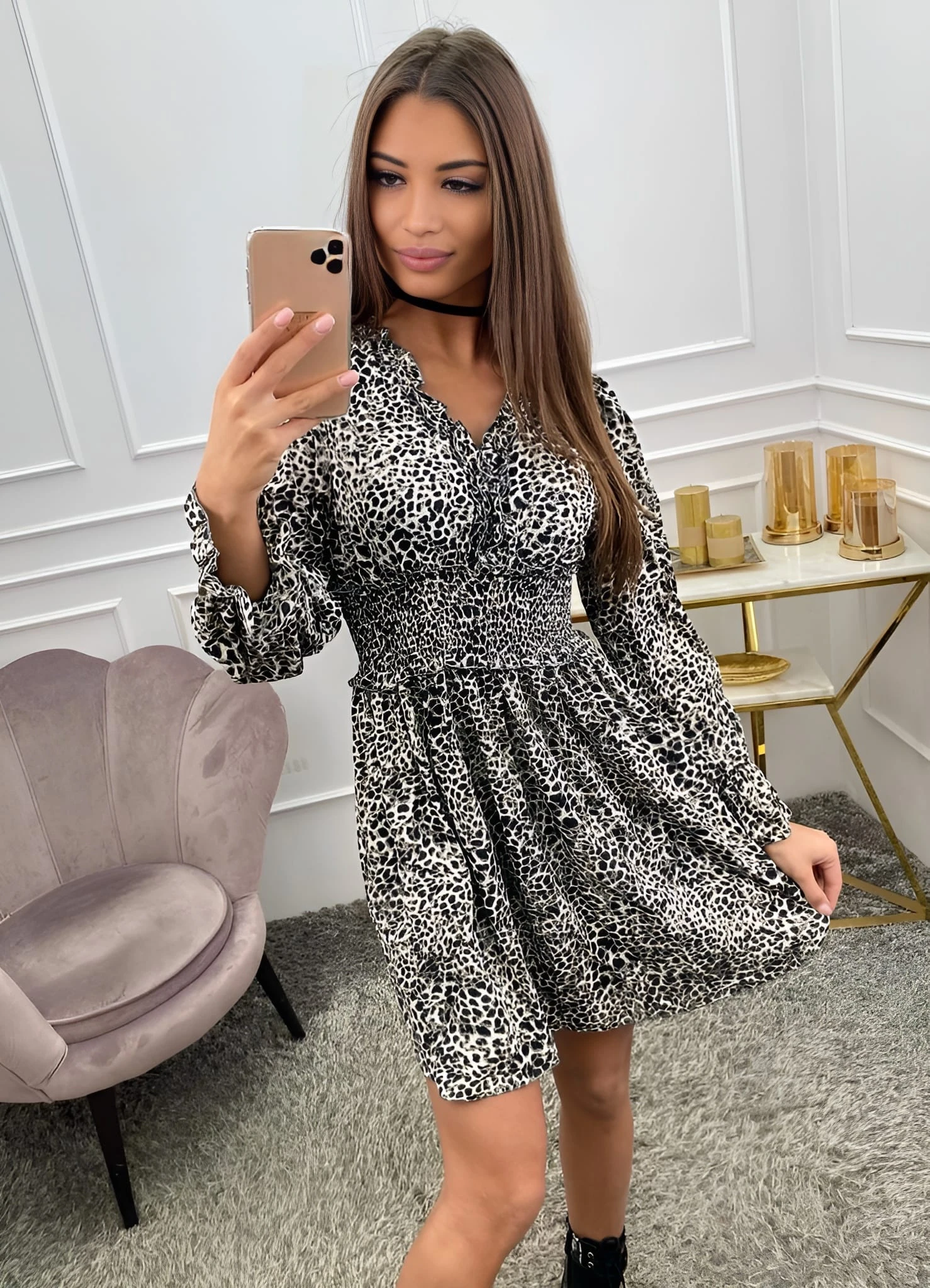 Vestito Donna Scollo V Manica Sbuffo Rush Fantasia Maculata Elastico Gonna Campana Casual Elegante 4 Vestito Donna Scollo V Manica Sbuffo Rush Fantasia Maculata Elastico Gonna Campana Casual Elegante - immagine 4