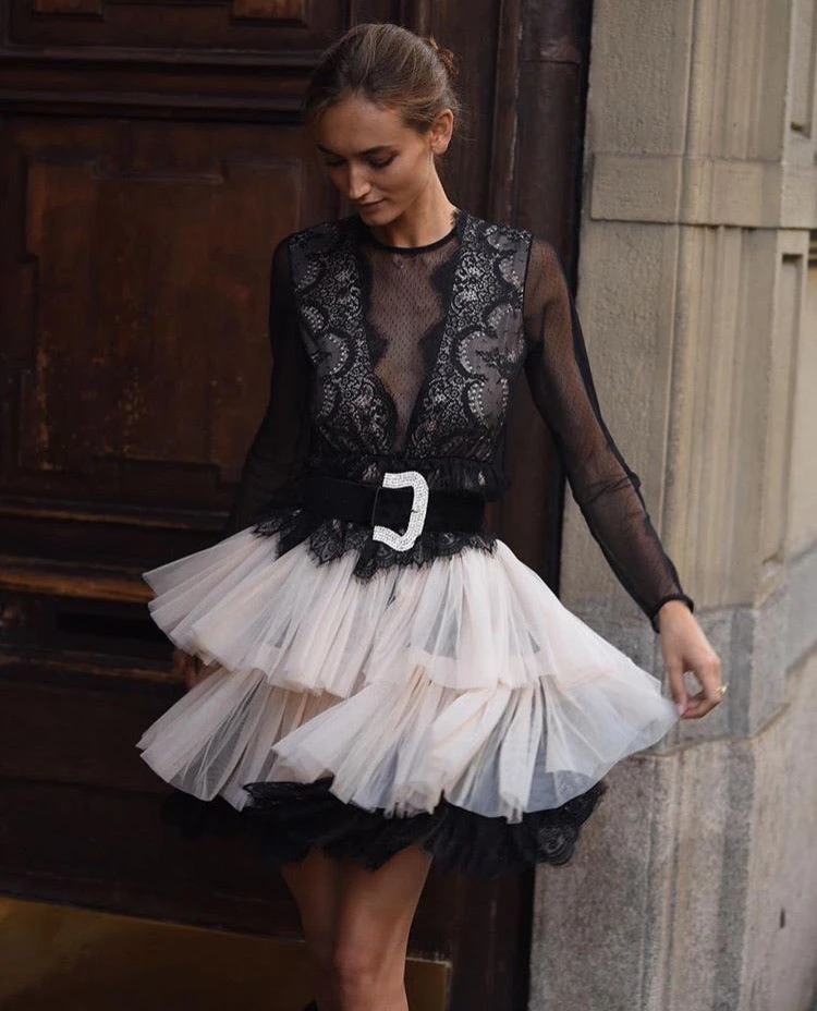 Vestito Donna Manica Lunga Velata Scollo V Balze Tulle 1 Vestito Donna Manica Lunga Velata Scollo V Balze Tulle