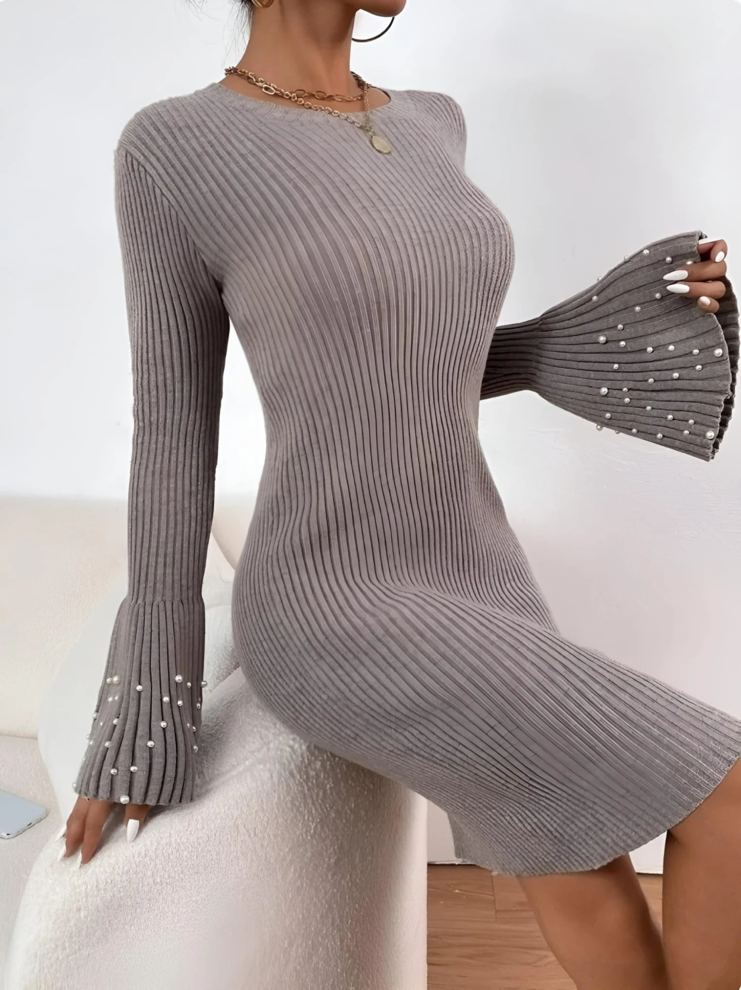 Vestito Donna Girocollo Aderente Manica Campana Perle Casual Elegante